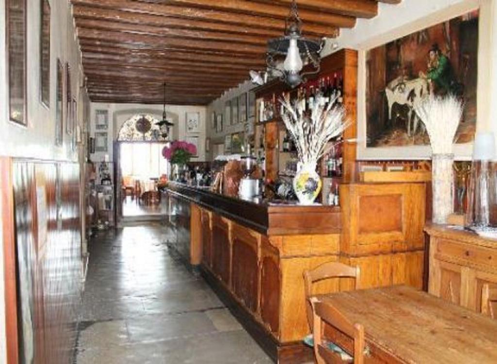Albergo Ristorante Ai Pini Tarzo Exterior photo