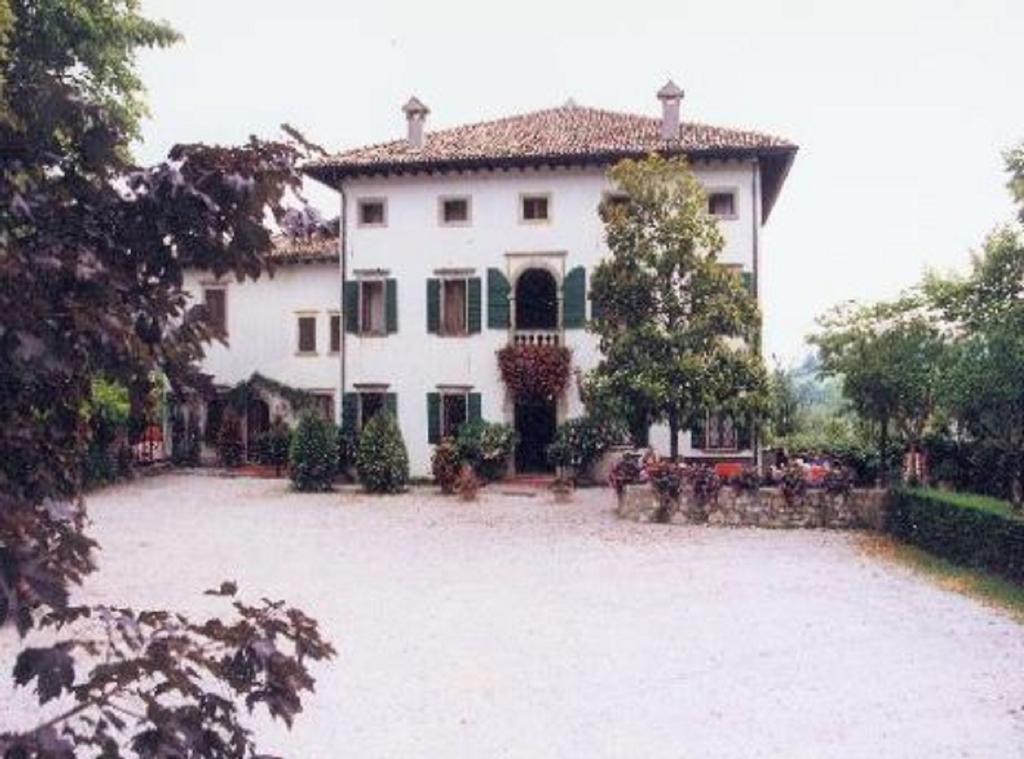 Albergo Ristorante Ai Pini Tarzo Exterior photo